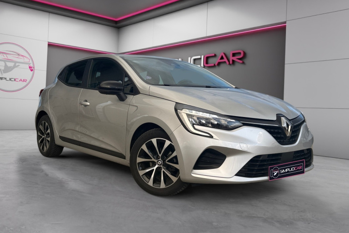 RENAULT CLIO V